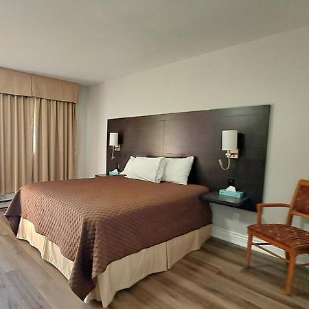 Cedar Lodge Motel Goderich Eksteriør billede
